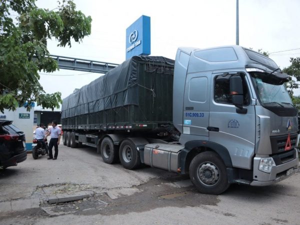 Container chở hàng Sài Gòn Hà Nam