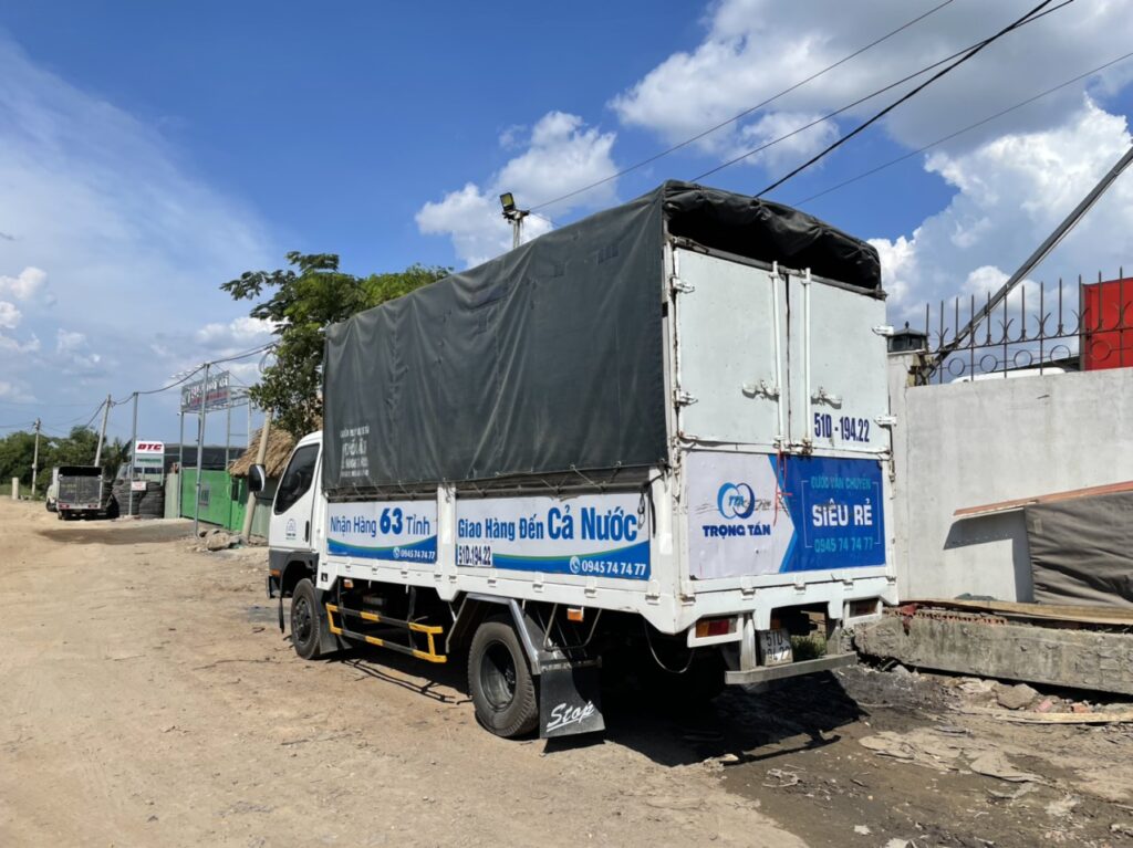 Xe tải chở hàng Vĩnh Phúc đi Nha Trang