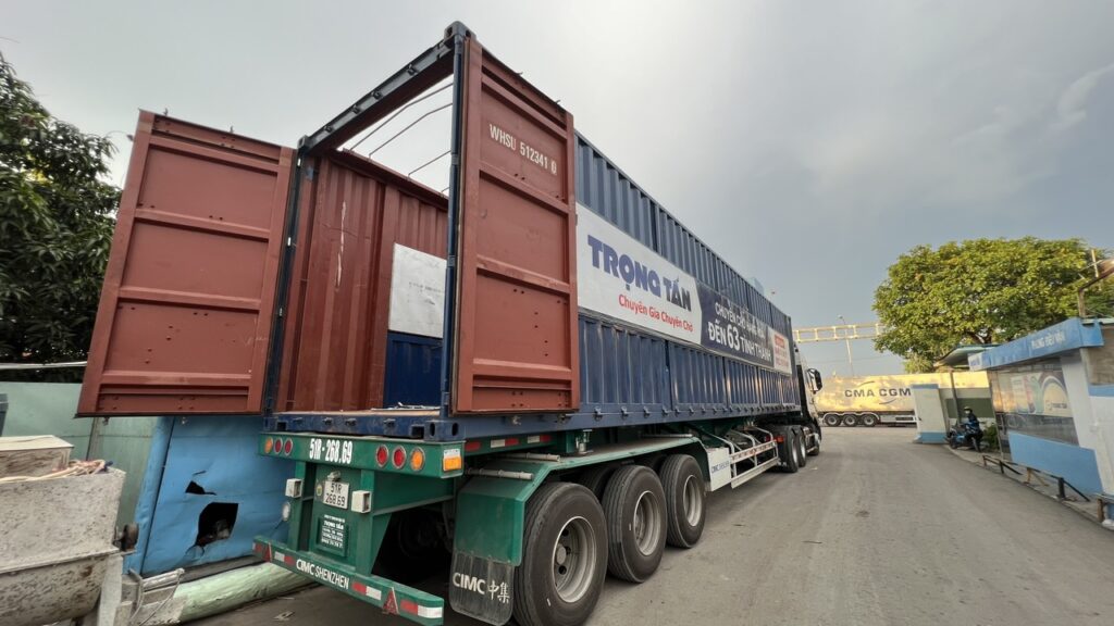 Xe container chở hàng Hà Nội đi Long An