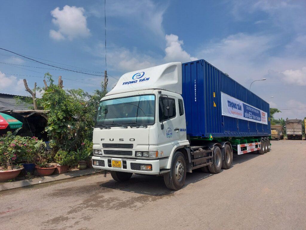 Xe container chở hàng từ An Giang đi Bắc Giang