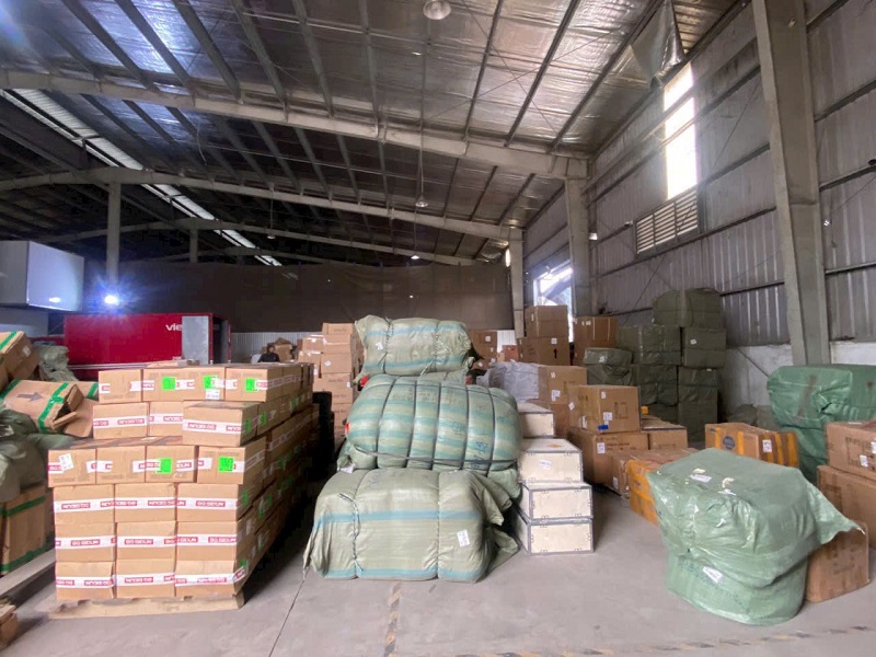 Vận chuyển an toàn với dịch vụ cho thuê xe Container chở hàng Hưng Yên đi Quảng Ngãi.