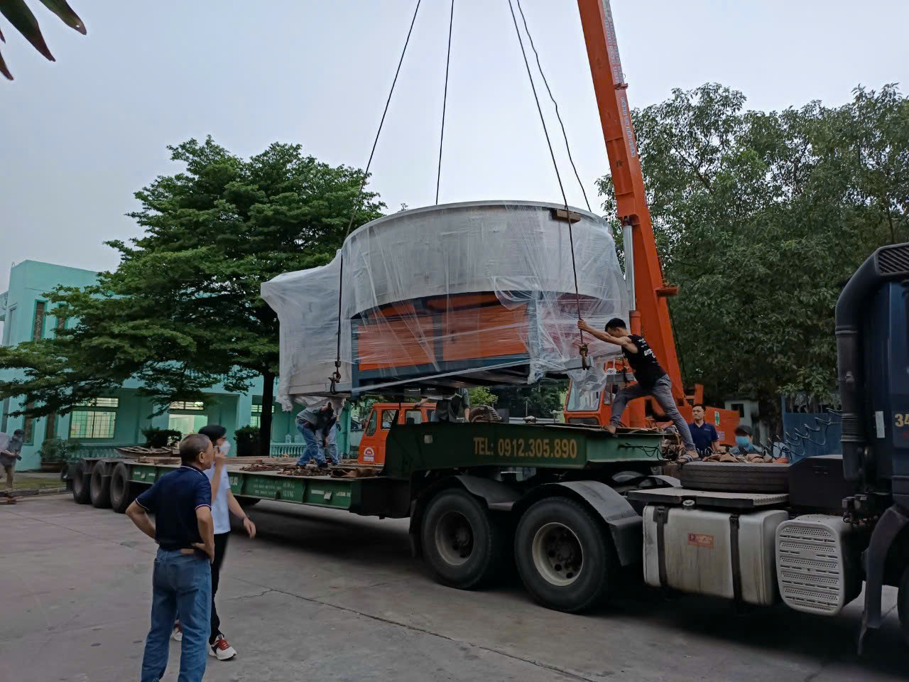 Xe-dau-keo-cho-hang-qua-kho Xe-dau-keo-cho-hang-qua-kho