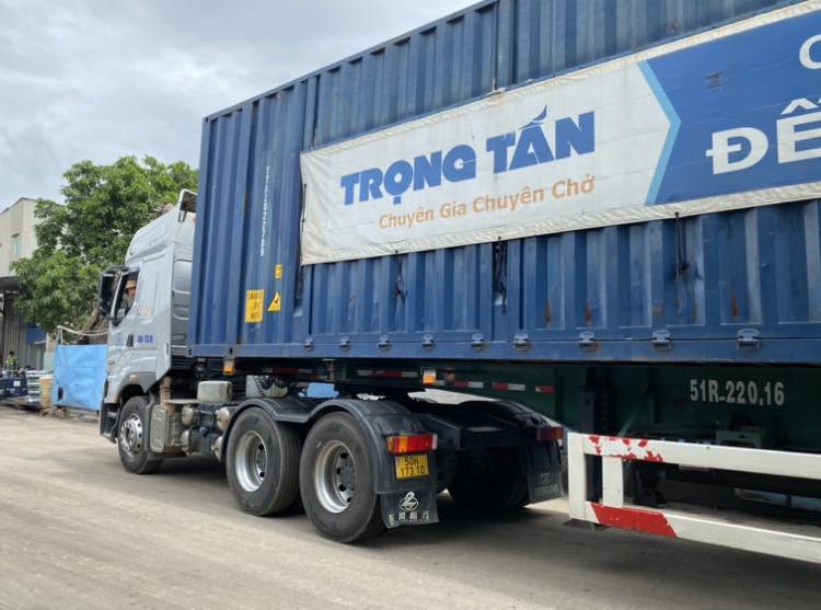 Cho thuê cont 40 feet Bắc Giang Vũng Tàu, xe đầu kéo đăng kiểm đầy đủ, lái xe bằng FC kinh nghiệm Cont-40-feet