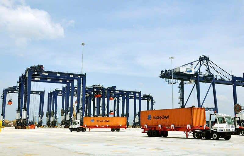 Dịch vụ giao hàng tại KCN Cái Lân chuyên nghiệp, hỗ trợ bốc xếp, xe ra vào thuận tiện, đảm bảo hàng hóa nguyên vẹn, đáp ứng nhu cầu sản xuất liên tục của doanh nghiệp Giao-hang-KCN-Cai-Lan-linh-hoat-on-dinh-phuc-vu-san-xuat-hieu-qua