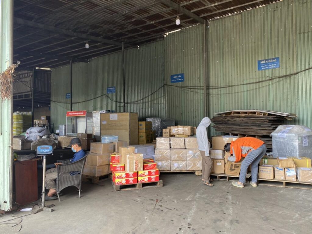 Nhận ghép hàng từ Đồng Nai đi Nam Định với lịch xe chạy thường xuyên, giúp khách hàng tiết kiệm chi phí mà vẫn đảm bảo thời gian giao nhận. nhan-ghep-hang-dong-nai-di-nam-dinh-tiet-kiem-chi-phi