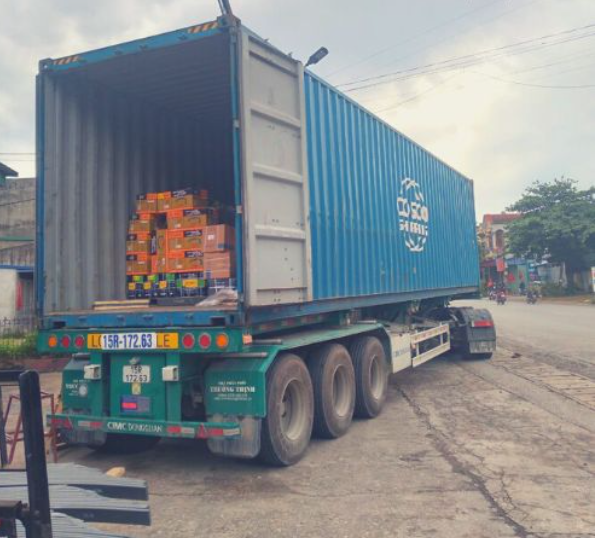 Cam kết giao hàng tại TP Sơn La đúng tiến độ nhờ đội xe lớn không lo thiếu xe vào mùa cao điểm chuyên chở các mặt hàng tiêu dùng và đồ gia dụng Xe-dau-keo-container-tra-hang-tai-Tp-Son-La