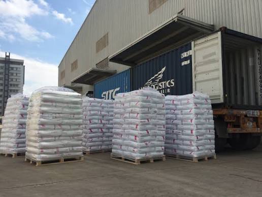 Đội xe cont giao hàng tại kcn wha industrial zone chuyên vận chuyển các kiện hàng linh kiện điện tử và máy móc thiết bị công nghiệp nặng cho nhà máy nước ngoài. Xe-cont-giao-hang-tai-kcn-Wha-industrial-zone-dap-ung-moi-tien-do