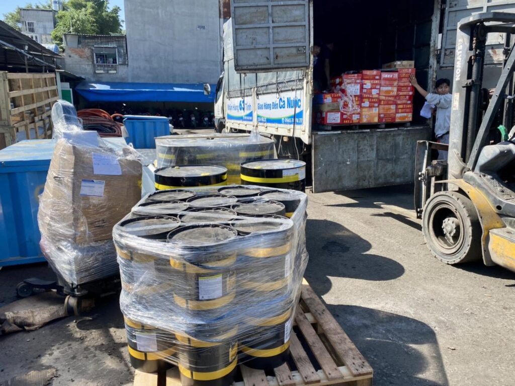Hàng hóa thường xuyên vận chuyển từ Đồng Nai đi Kon Tum gồm máy móc thiết bị vật liệu xây dựng hàng tiêu dùng và hàng công nghiệp giao nhận an toàn hang-hoa-thuong-xuyen-van-chuyen-dong-nai-di-kon-tum