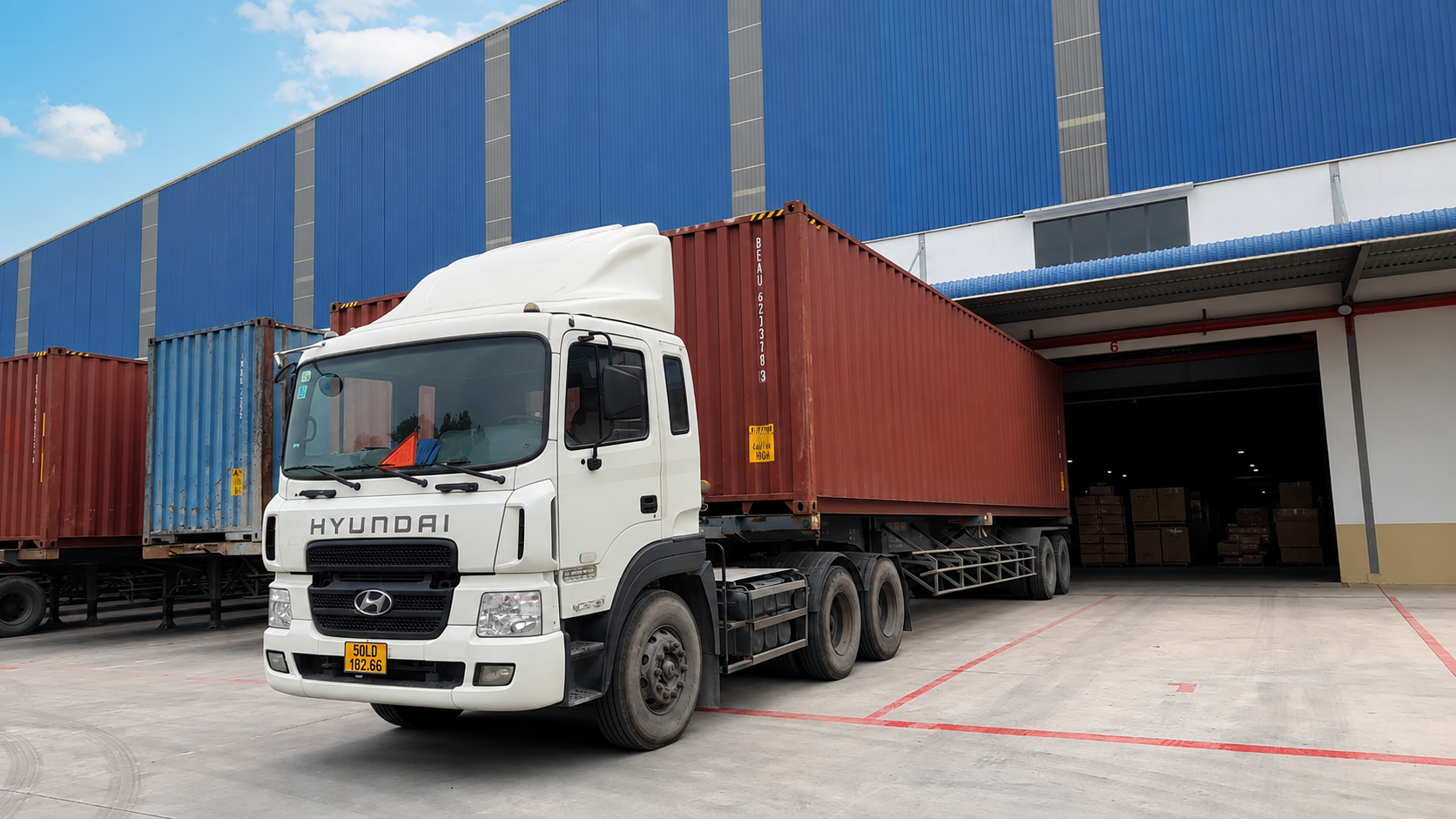 Hàng dài, hàng nặng hoặc cồng kềnh cần lựa chọn loại xe và moóc phù hợp, vì vậy chi phí sẽ được tính theo từng lô hàng. gia-van-chuyen-hang-dai-hang-nang-tu-tay-ninh-di-dak-lak