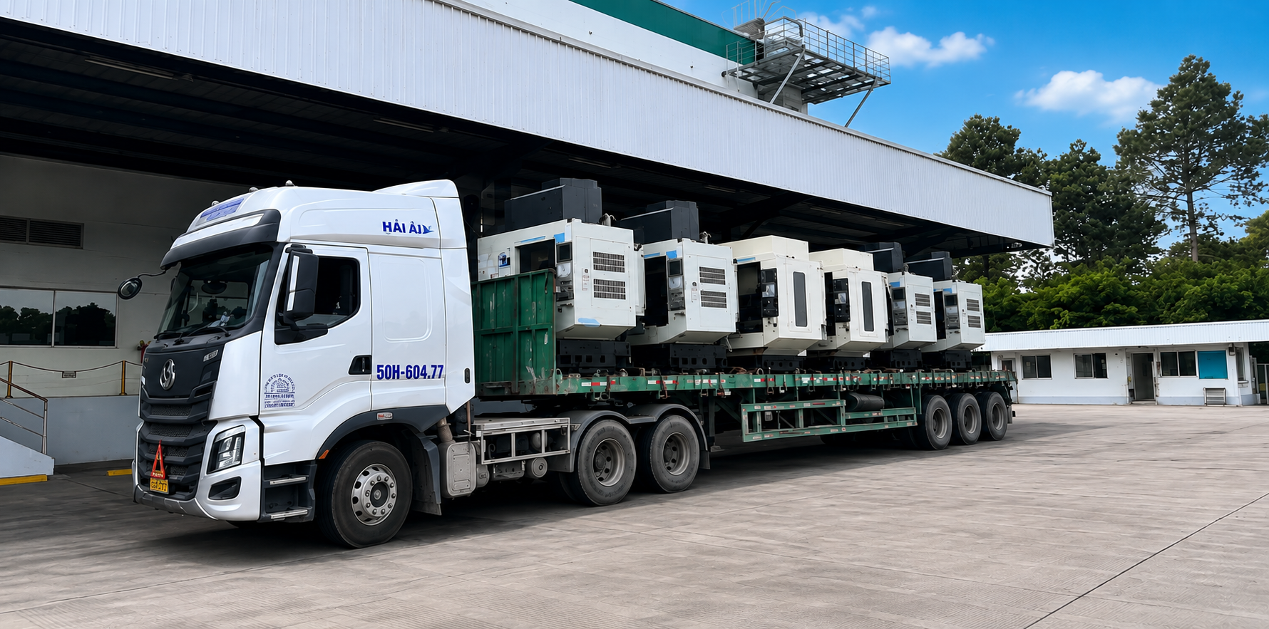 Xe đầu kéo chuyên chở máy móc, thiết bị công nghiệp, dây chuyền sản xuất, tủ điện, máy phát điện và nhiều loại hàng nặng, giao nhận tận nơi theo yêu cầu. xe-dau-keo-van-chuyen-may-moc-thiet-bi-cong-nghiep-va-hang-nang-an-toan