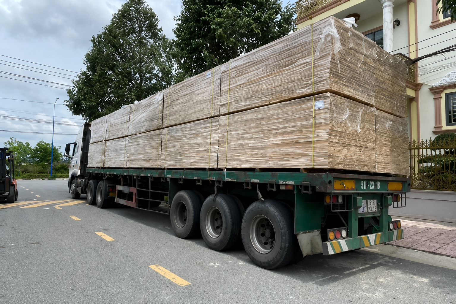 Doanh nghiệp dễ dàng quản lý ngân sách logistics khi lịch trình vận chuyển được chuẩn bị chi tiết và phù hợp với nhu cầu thực tế của từng đơn hàng. ke-hoach-van-chuyen-phu-hop-giup-toi-uu-chi-phi-va-tien-do-giao-hang