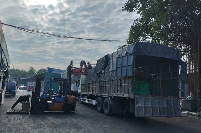 sap-xep-hang-hoa-truoc-khi-van-chuyen-dam-bao-thuan-tien-cho-qua-trinh-boc-xep