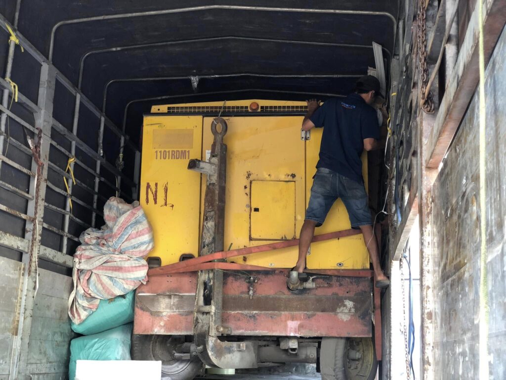 Xe tải 15 tấn vận chuyển máy móc công nghiệp từ Vũng Tàu đi Phú Thọ, đáp ứng nhu cầu giao hàng đến nhà máy, kho xưởng và công trình. xe-tai-15-tan-van-chuyen-may-moc-cong-nghiep-tu-vung-tau-di-phu-tho