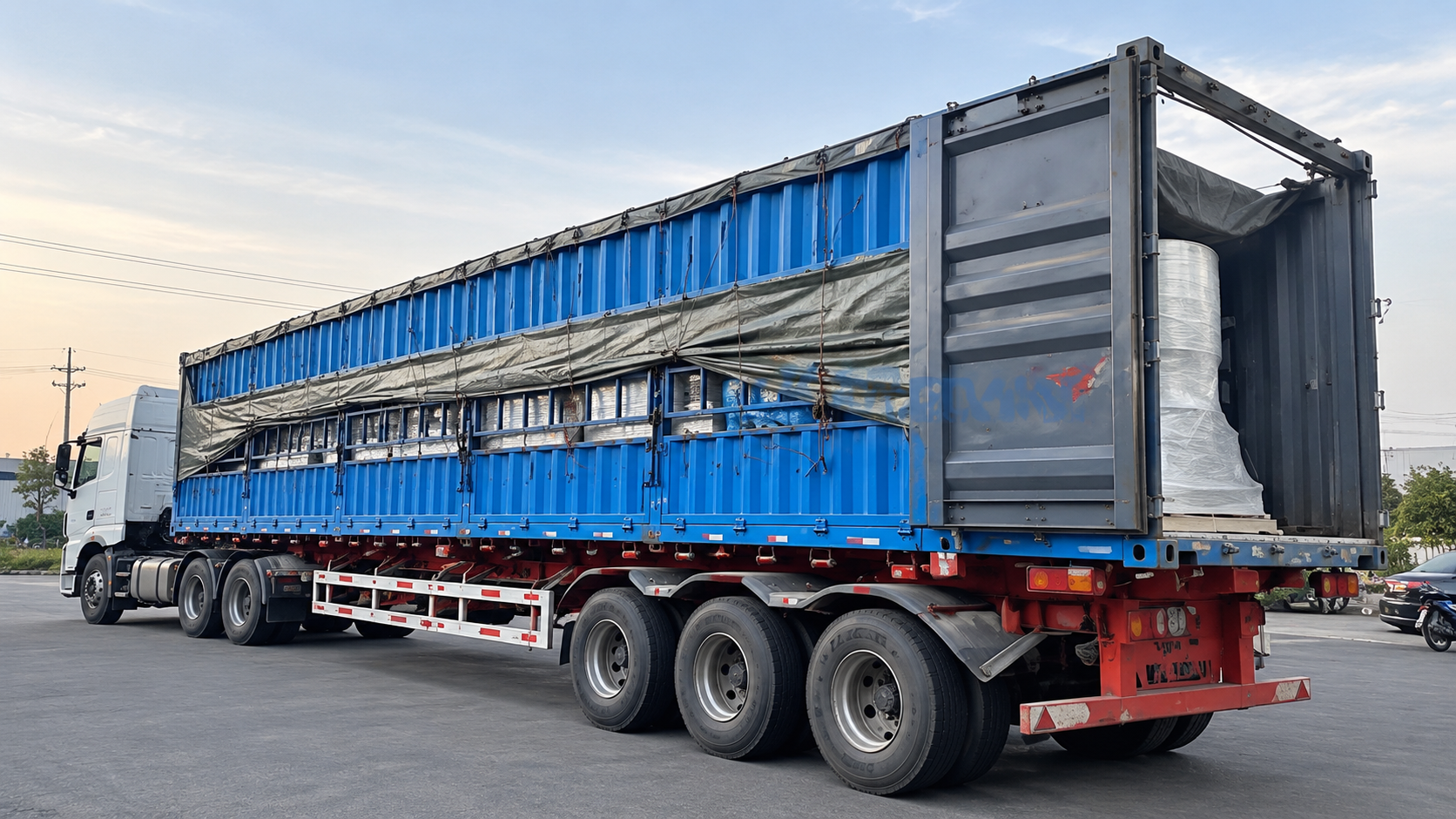 Xe đầu kéo container phù hợp chở hàng số lượng lớn, máy móc, thiết bị và nhiều kiện hàng từ Bắc Ninh đi Bến Tre. xe-dau-keo-container-cho-hang-lon-may-moc